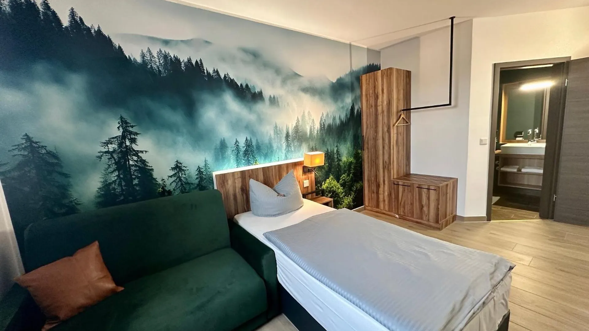 Hotel Asbach-Baumenheim 3*,  Germany